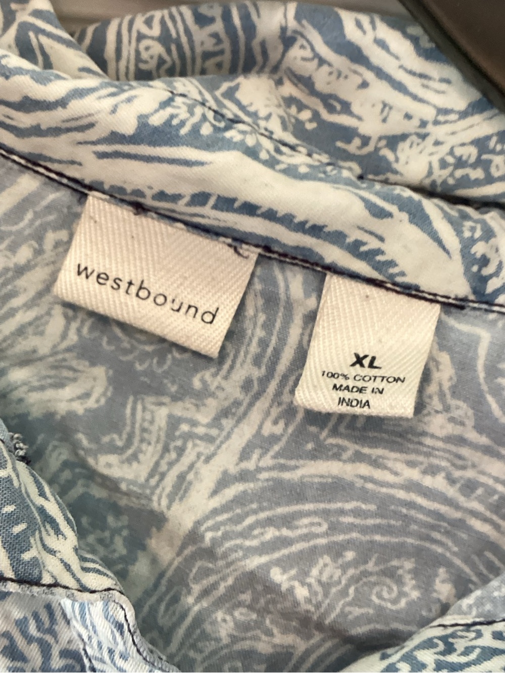 Westbound Blue Paisley Button-Down Shirt XL EUC - Picture 3 of 4